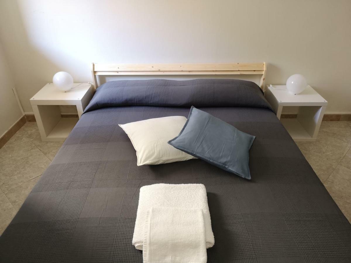נאפולי "Dint E Viche E Napule" Guest House מראה חיצוני תמונה